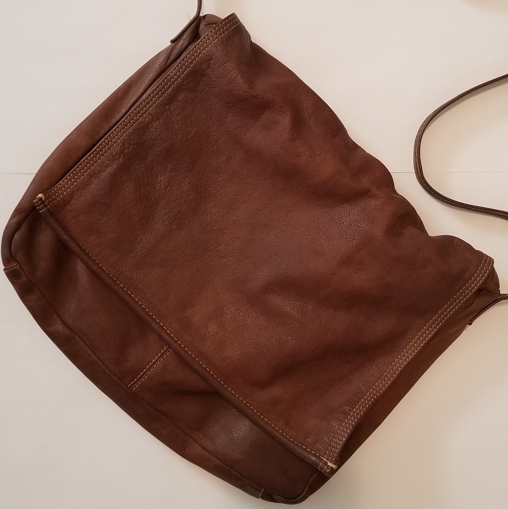 CROSSBODY HOBO